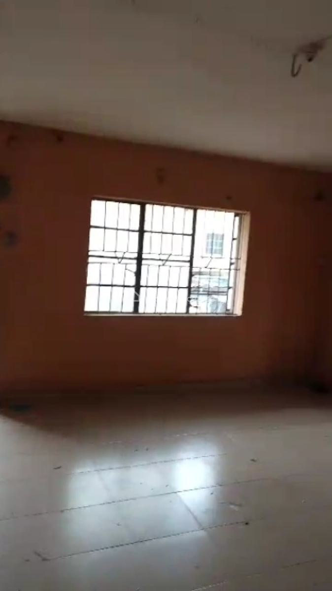 Very Decent and Spacious 3-bedroom Flat Roy, Off Shodipeolu, Palmgrove, Ilupeju, Lagos, Flat / Apartment for Rent