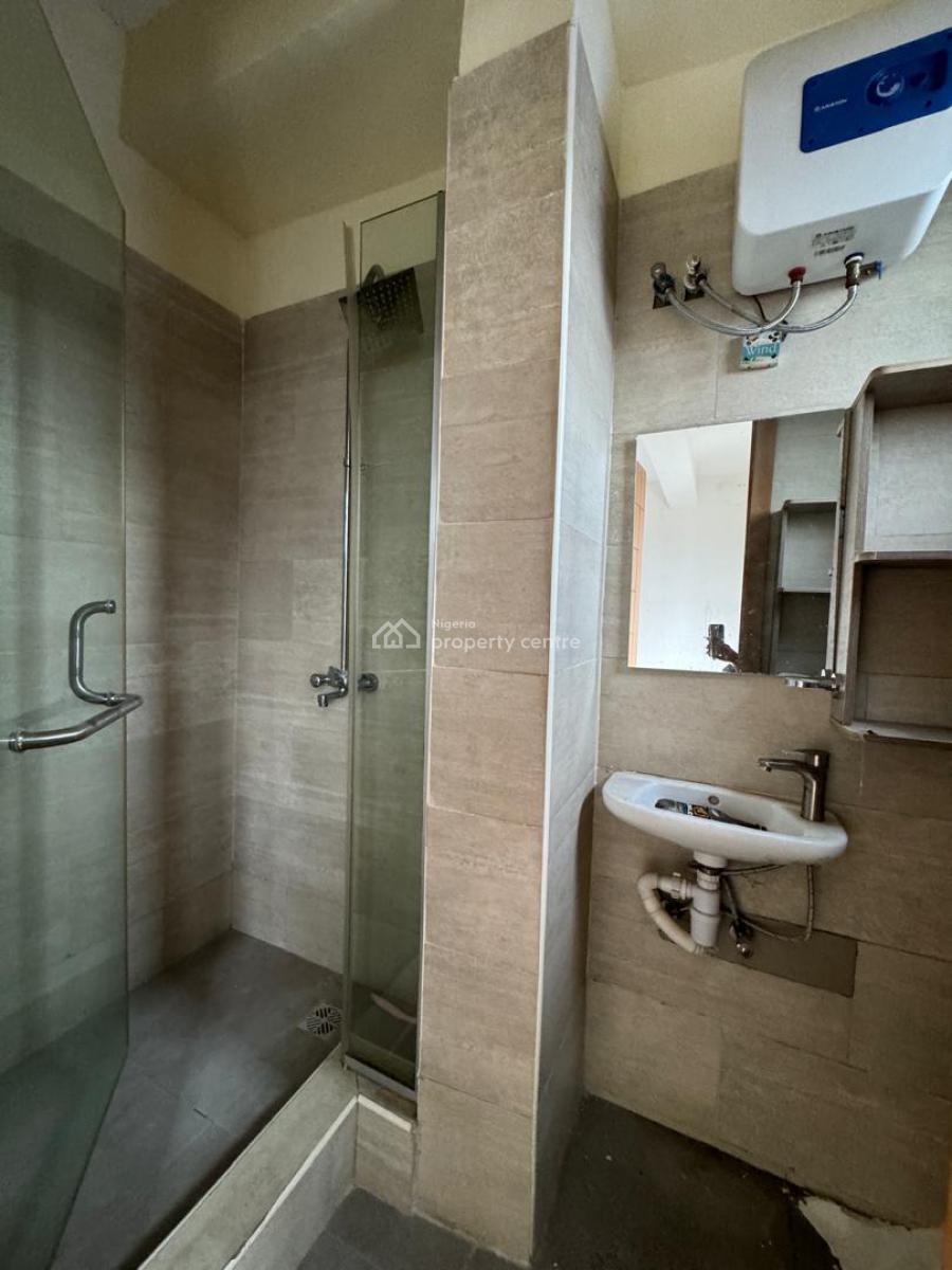 2 Bedroom Apartment, Lekki Phase 1, Lekki, Lagos, Flat / Apartment for Sale
