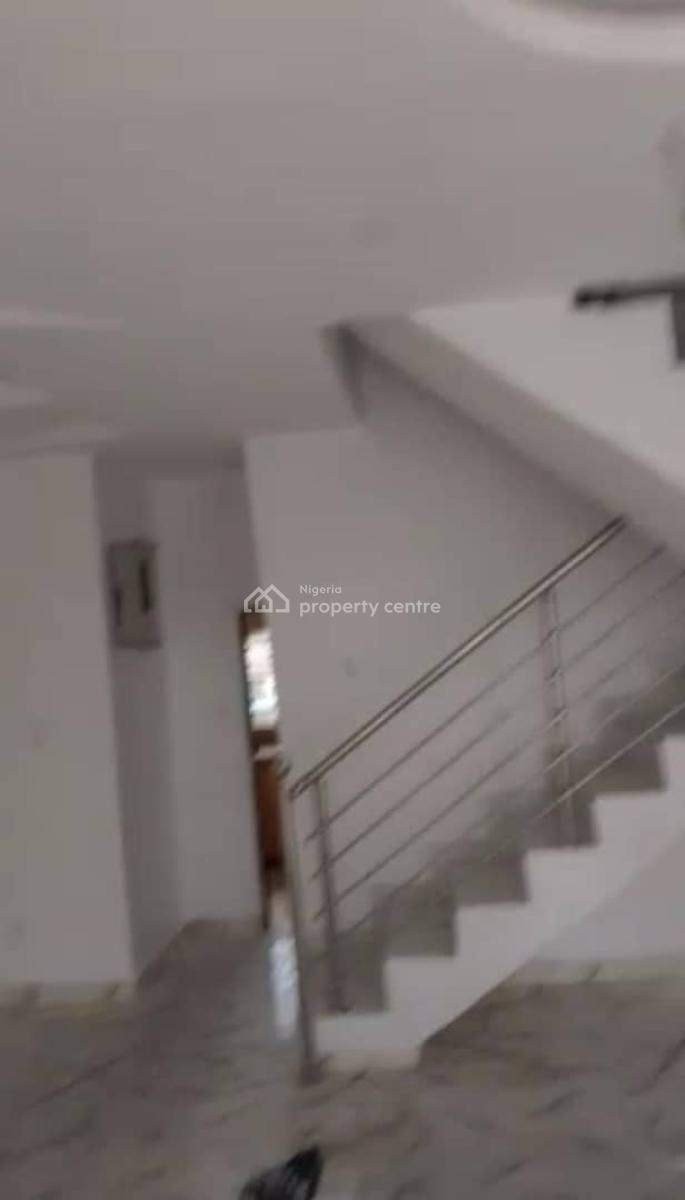 Nice 3 Bedroom Duplex, Mobil Road, Ilaje, Ajah, Lagos, House for Rent