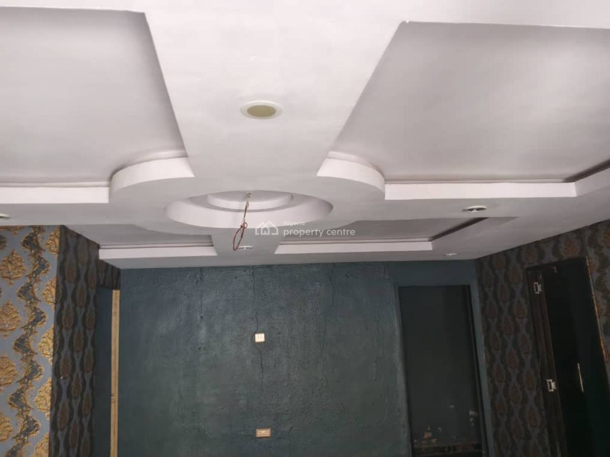 a Decent 3bedroom Flat, Ground Floor All Pop, All Tiles, All Ensuite, Akowonjo, Alimosho, Lagos, Flat / Apartment for Rent