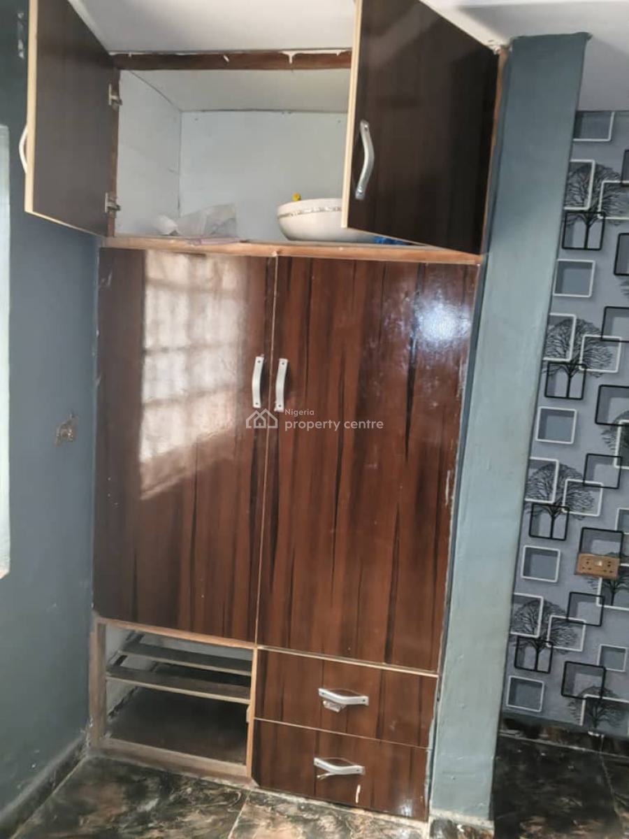 a Decent 3bedroom Flat, Ground Floor All Pop, All Tiles, All Ensuite, Akowonjo, Alimosho, Lagos, Flat / Apartment for Rent