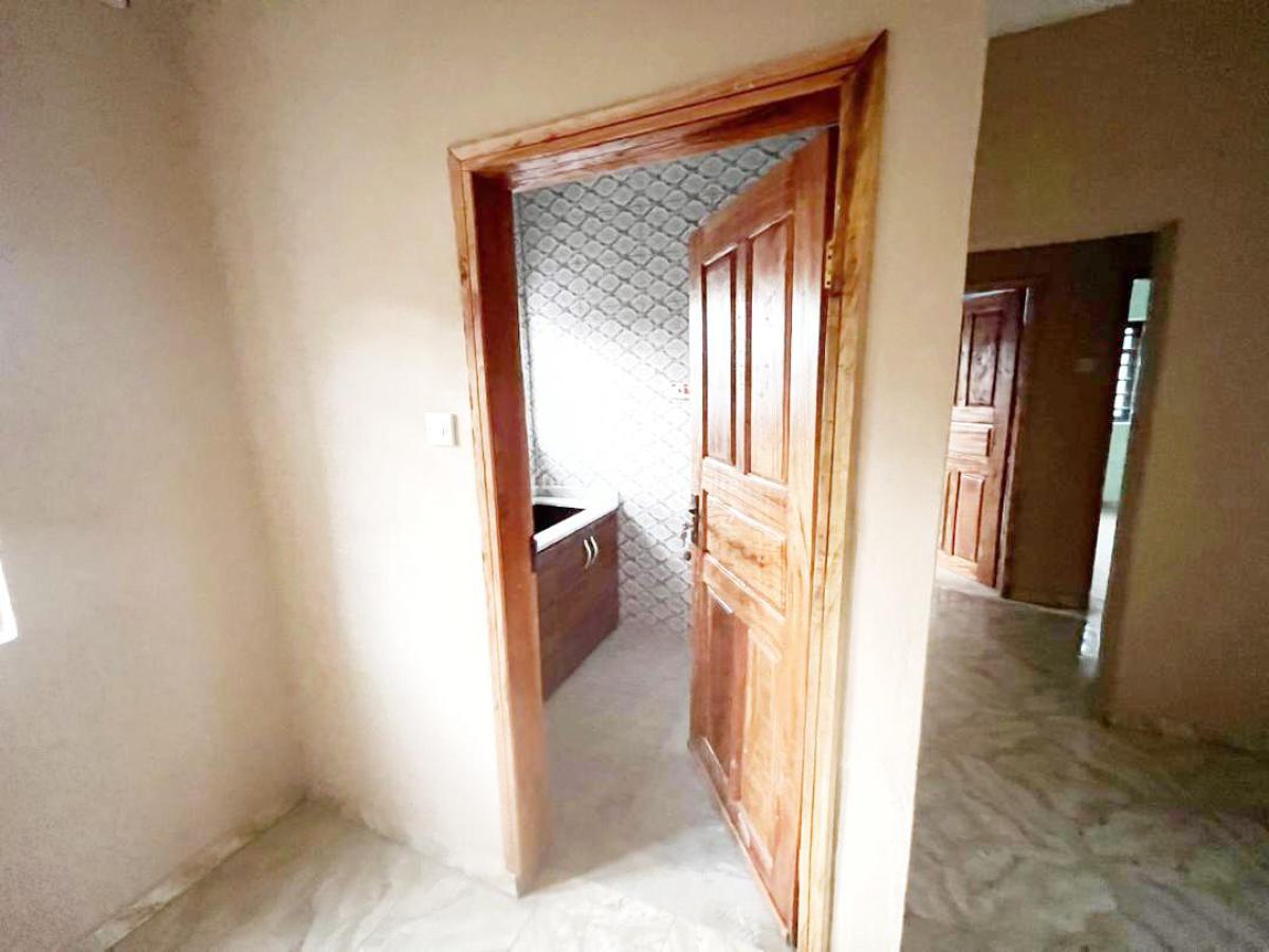 Newly Built 2 Bedroom Flat, Gra Phase 1, Magodo, Lagos, Flat / Apartment for Rent