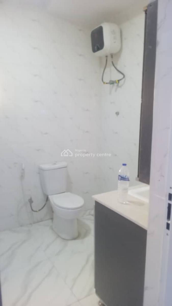 Exclusive 4 Bedroom Penthouse Flat, Ocean Palm Estate, Sangotedo, Ajah, Lagos, Flat / Apartment for Rent