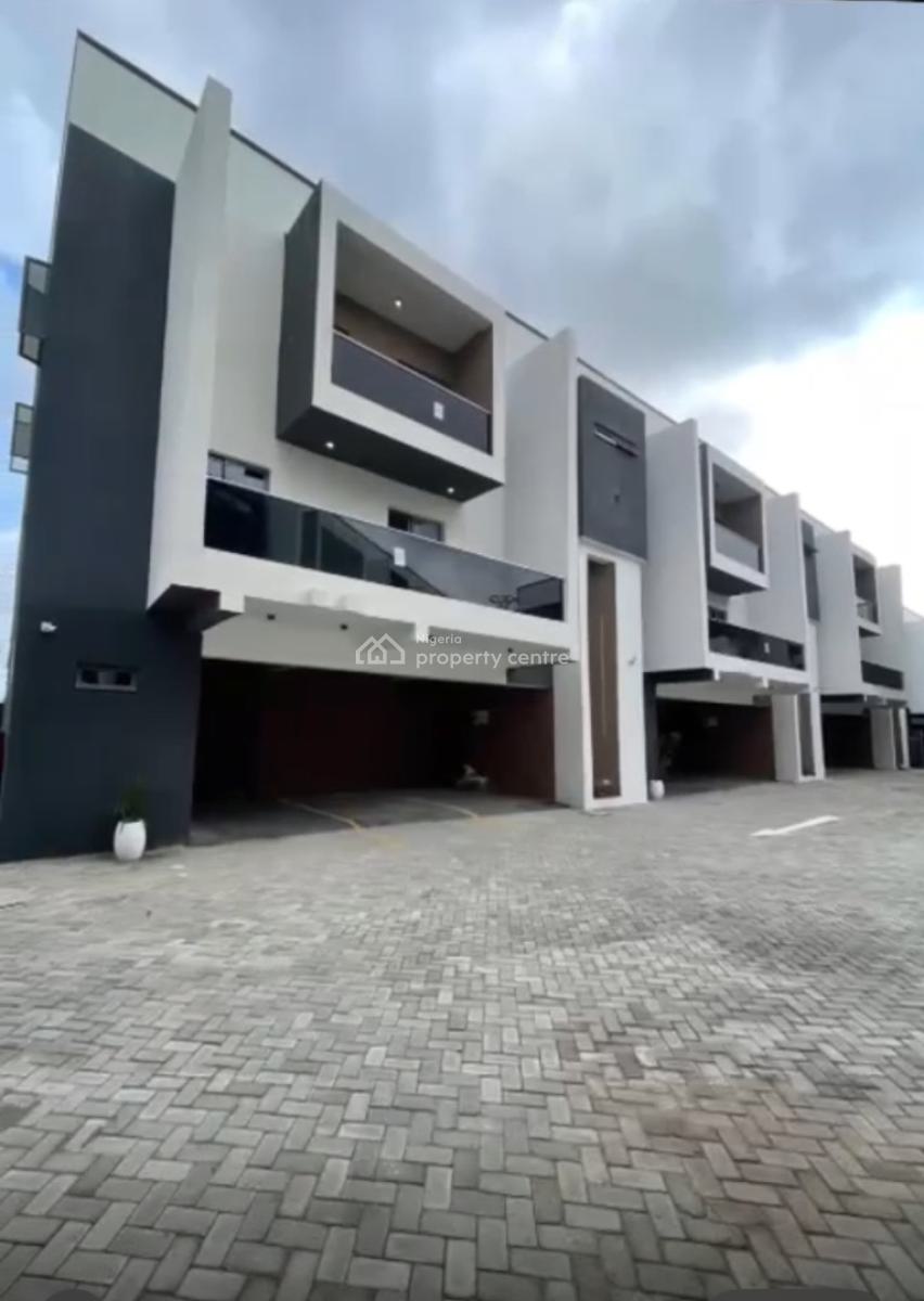 Classic 2 Bedroom Apartment in a Secured Estate, Lekki Phase 1, Lekki, Lagos, Flat / Apartment for Rent