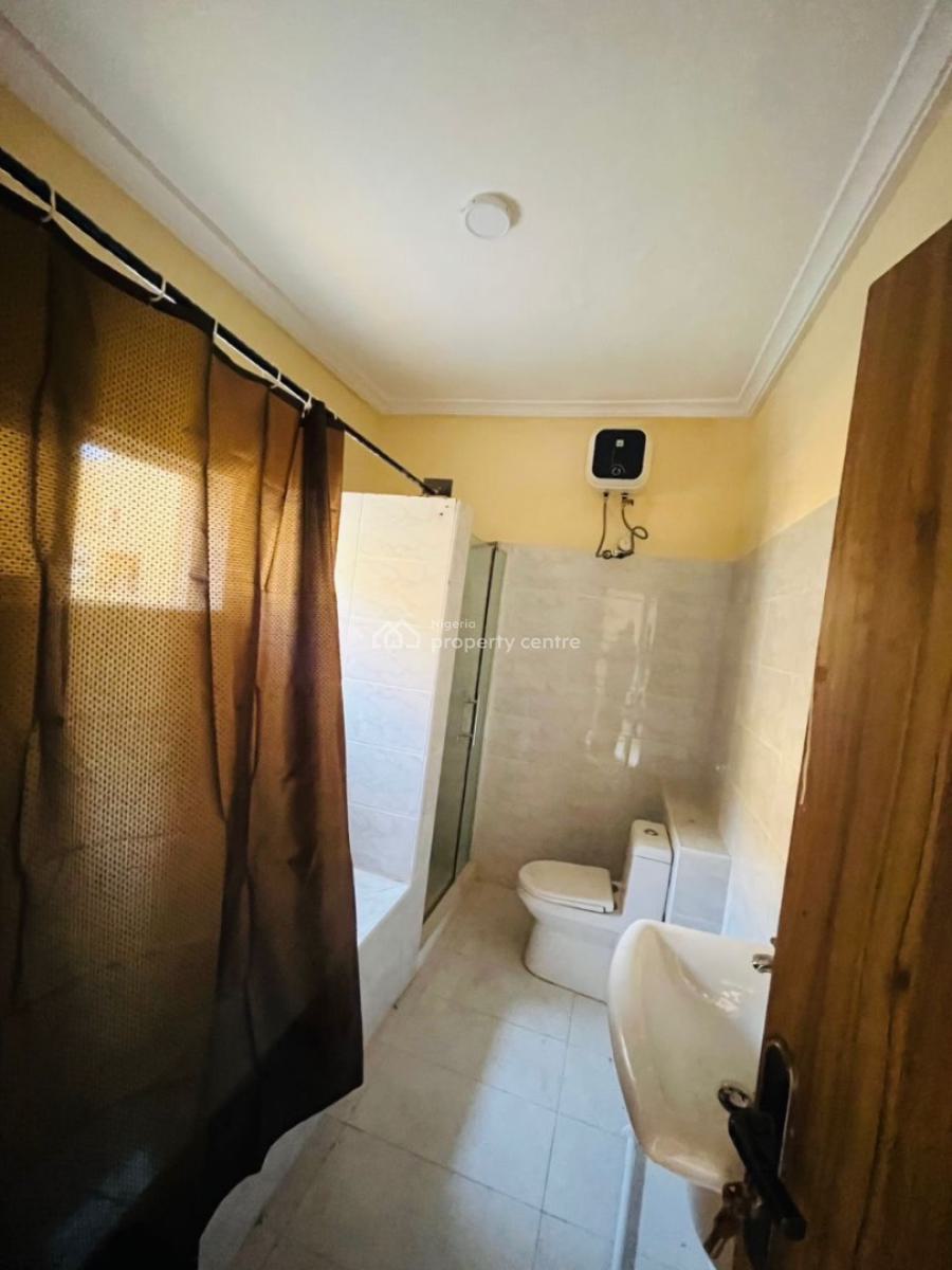 Master Bedroom, Ikota, Lekki, Lagos, Self Contain (single Rooms) for Rent