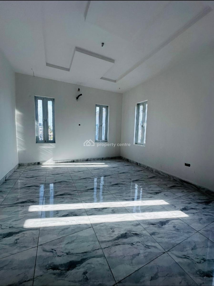 4 Bedrooms Spacious Terraced Duplex in a Serene Neighborhood, Mende, Maryland, Lagos, Terraced Duplex for Sale