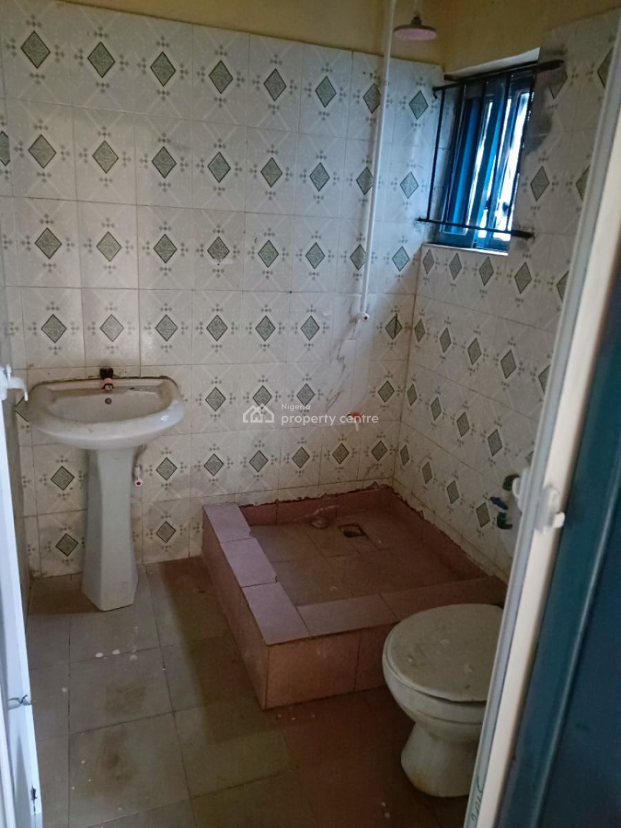 Standard Newly Renovated 9 Units of 3 Bedroom, Ogba Estate, Ogba, Ikeja, Lagos, Flat / Apartment for Rent