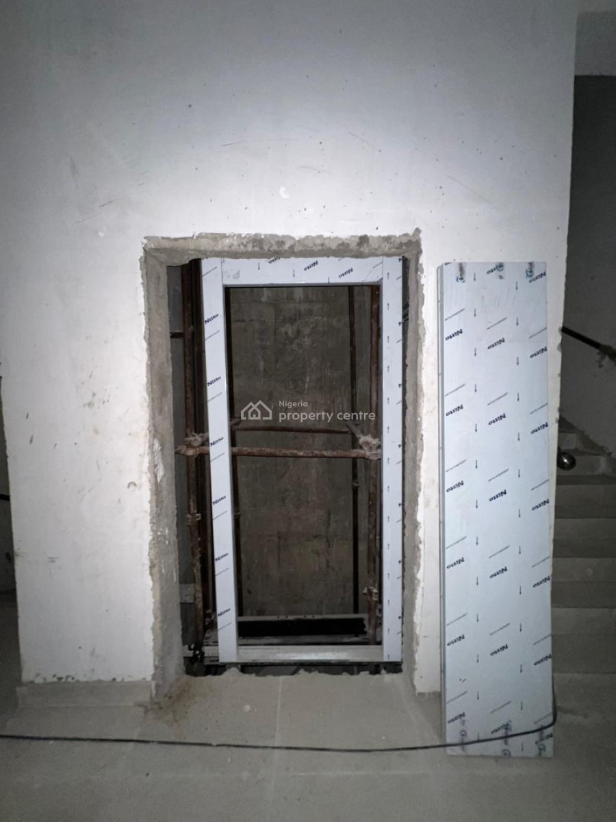 2 Bedroom Apartments, Lekki Phase 1, Lekki, Lagos, Block of Flats for Sale