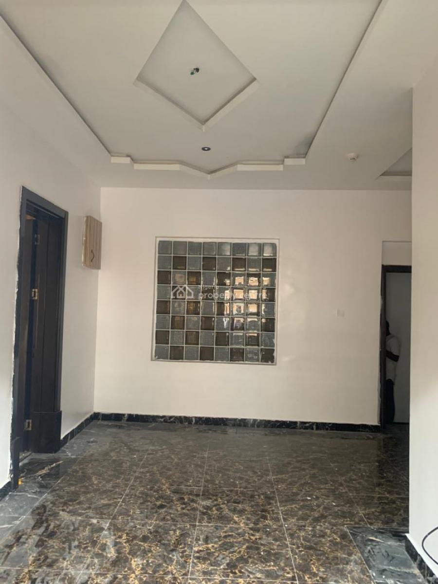 Serviced 3-bedroom Terrace Duplex with Bq, Lekki Right, Lekki, Lagos, Terraced Duplex for Rent