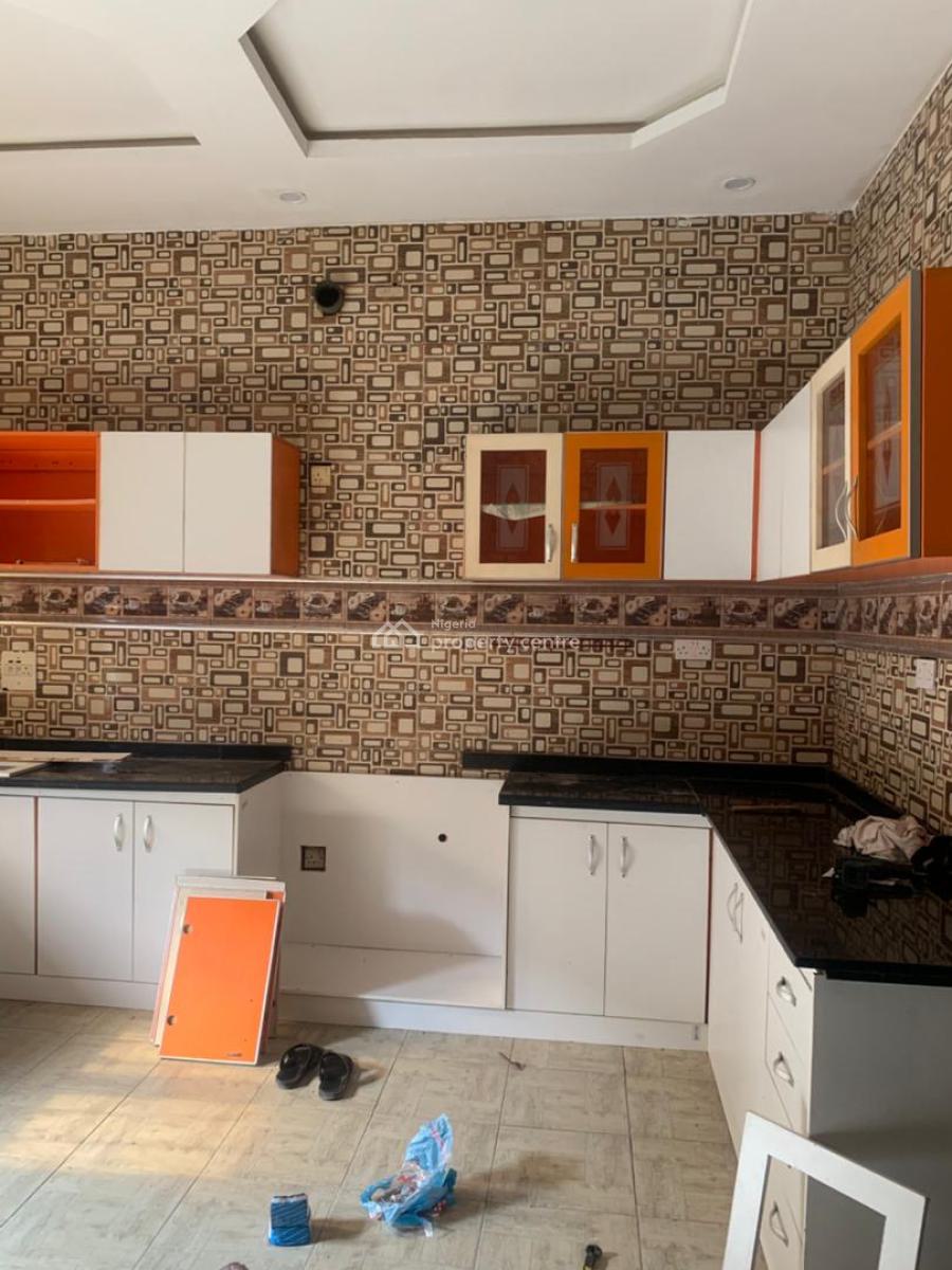 Serviced 3-bedroom Terrace Duplex with Bq, Lekki Right, Lekki, Lagos, Terraced Duplex for Rent