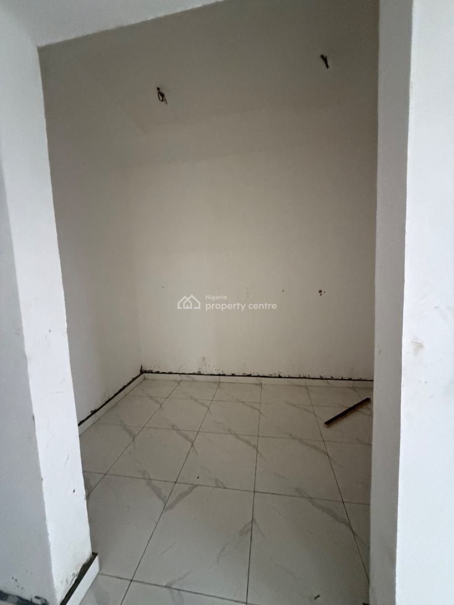 Brand New 4 Bedroom Terrace Duplex with Bq for Distress, Ogombo Road Lekki Scheme 2 Estate, Ajah, Lagos, Terraced Duplex for Sale