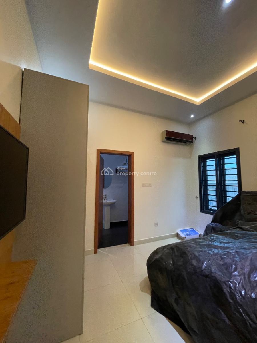 Brand New Fully Furnished 2 Bedroom Apartment, Ilaje, Ajah, Lagos, Flat / Apartment Short Let