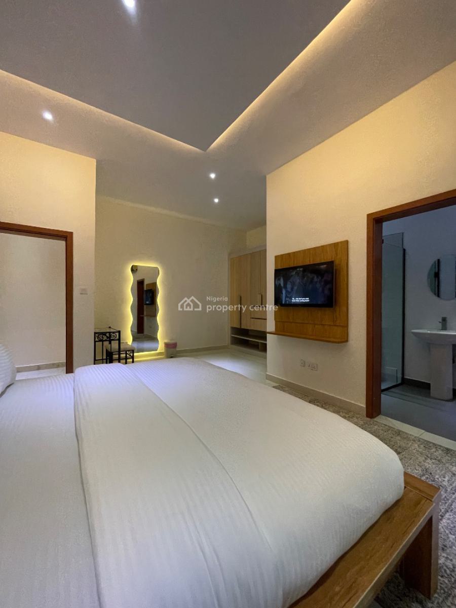 Brand New Fully Furnished 2 Bedroom Apartment, Ilaje, Ajah, Lagos, Flat / Apartment Short Let