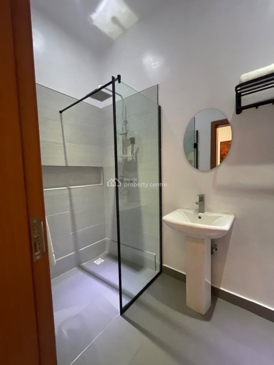 Brand New Fully Furnished 2 Bedroom Apartment, Ilaje, Ajah, Lagos, Flat / Apartment Short Let