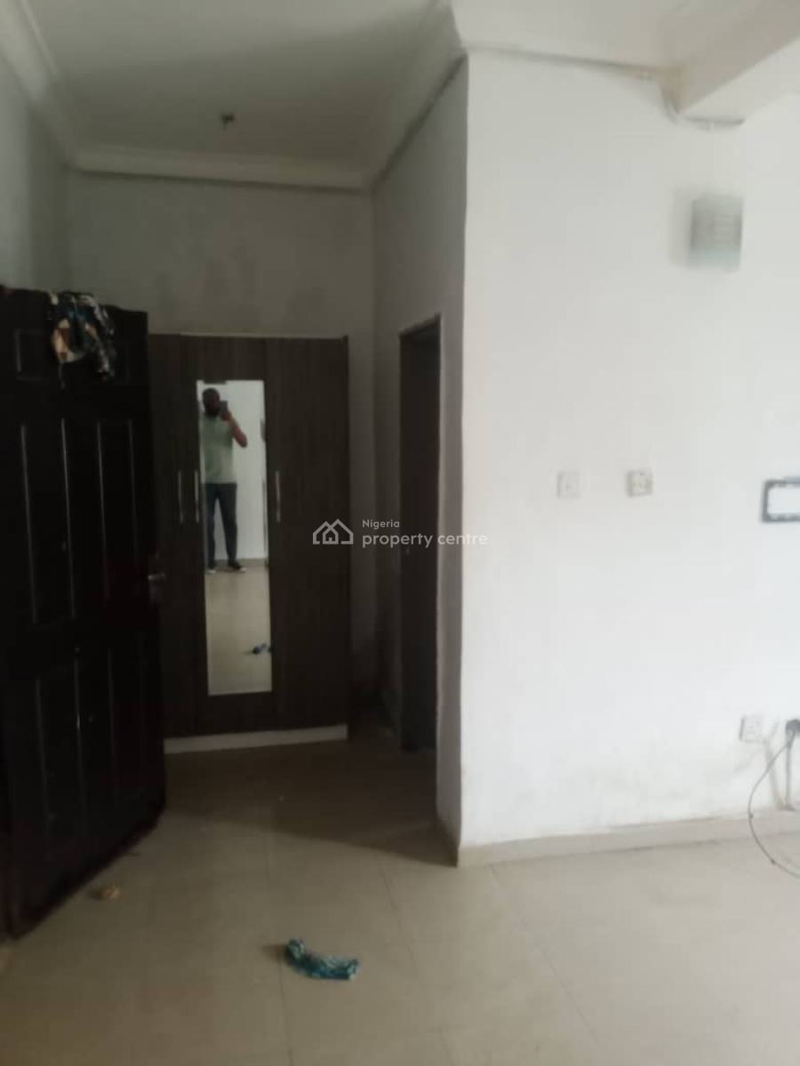 Excellent Spacious 2 Bedroom Apartment, Wuye, Abuja, Flat / Apartment for Rent