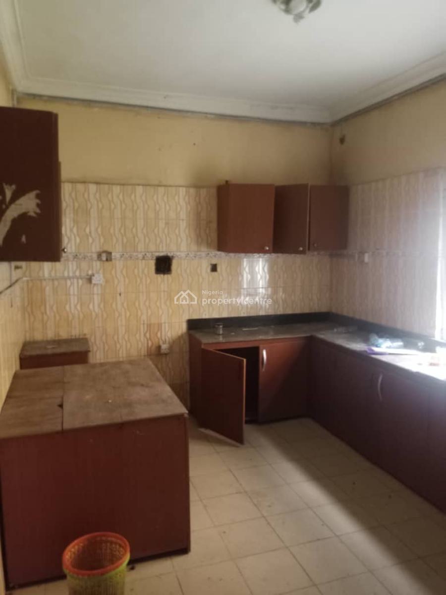 Excellent Spacious 2 Bedroom Apartment, Wuye, Abuja, Flat / Apartment for Rent