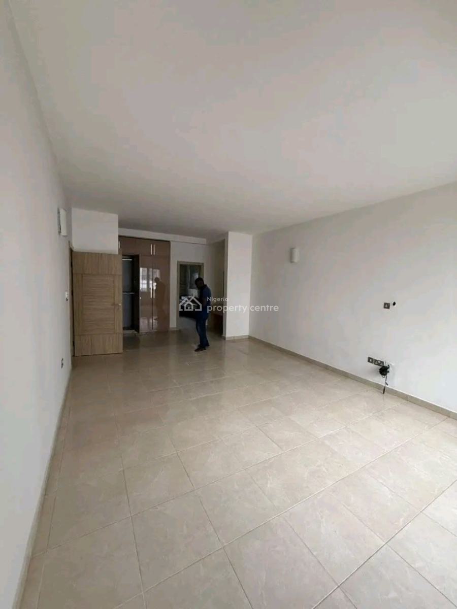 a Contemporary 3 Bedroom Flat in a Well Secured Estate, Banana Island, Ikoyi, Lagos, Flat / Apartment for Rent