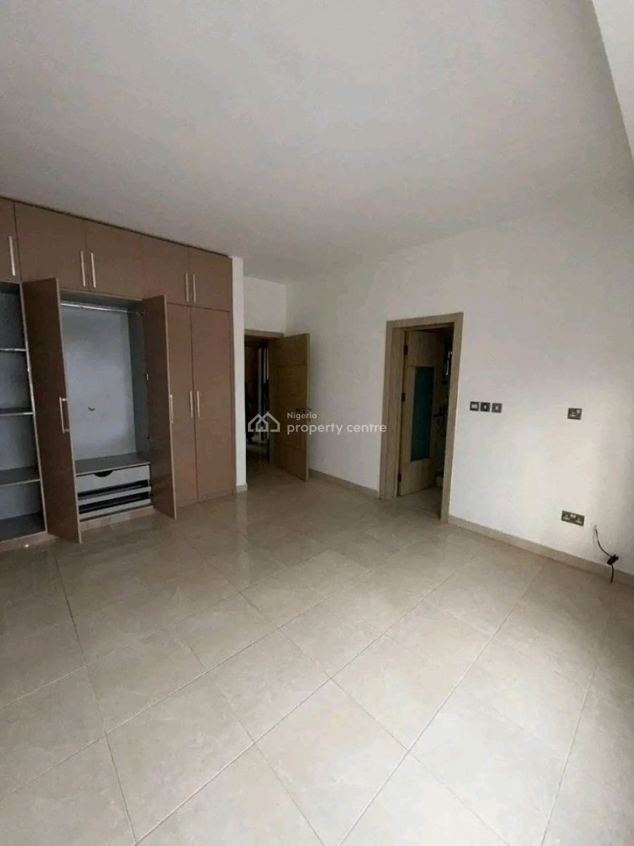 a Contemporary 3 Bedroom Flat in a Well Secured Estate, Banana Island, Ikoyi, Lagos, Flat / Apartment for Rent