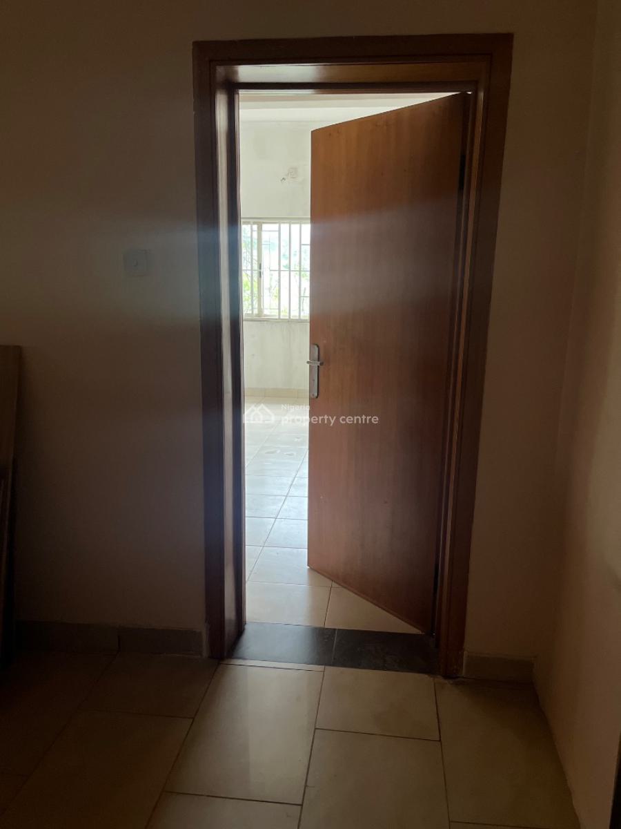Spacious Studio Apartment  Upstairs,  with a Nice Open Kitchen Plan, Secured Mini Estate Lekki, Idado, Lekki, Lagos, Self Contain (single Rooms) for Rent