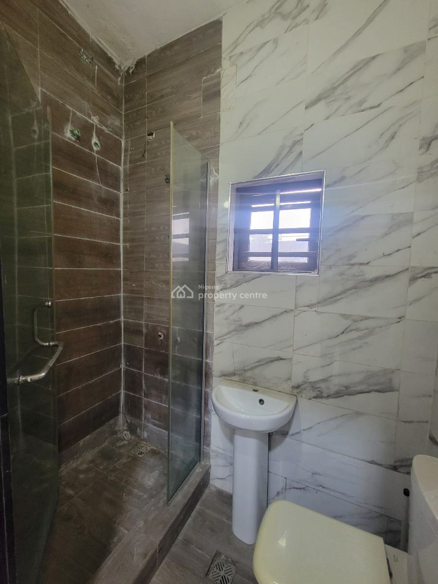 Lekki Phase One 18rooms Commerical/office Duplex, Lekki, Lekki Phase 1, Lekki, Lagos, Detached Duplex for Rent