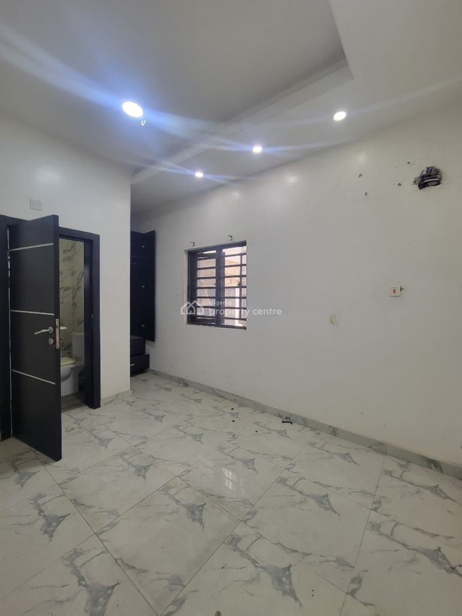 Lekki Phase One 18rooms Commerical/office Duplex, Lekki, Lekki Phase 1, Lekki, Lagos, Detached Duplex for Rent