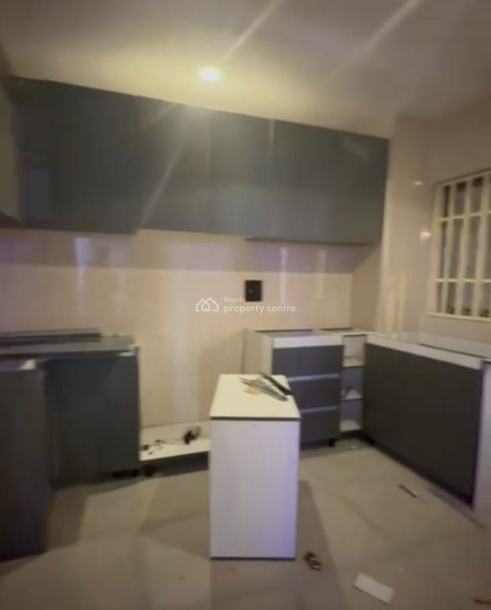 Newly Built 3-bedroom Apartments, Gilmor, Jahi, Abuja, Terraced Duplex for Rent