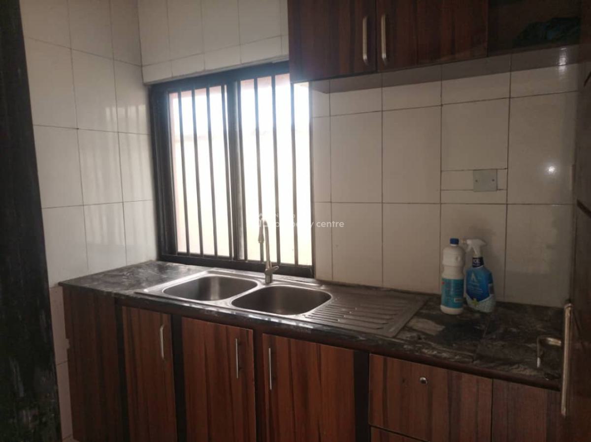 2bedroom Flat Available, Lekki, Lekki Phase 1, Lekki, Lagos, Flat / Apartment for Rent