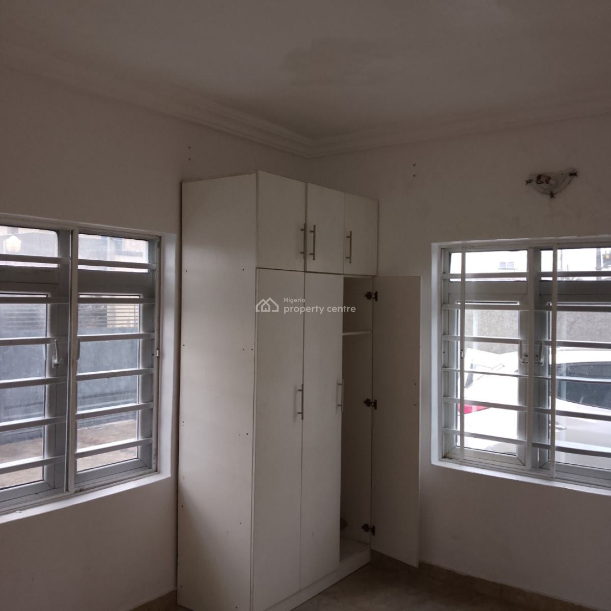 a Sharp 2 Bdrm Flat - Upstairs & Downstairs, Royal Palm Will Estate, Off Ado/badore Road, Ajah, Lagos, Flat / Apartment for Rent