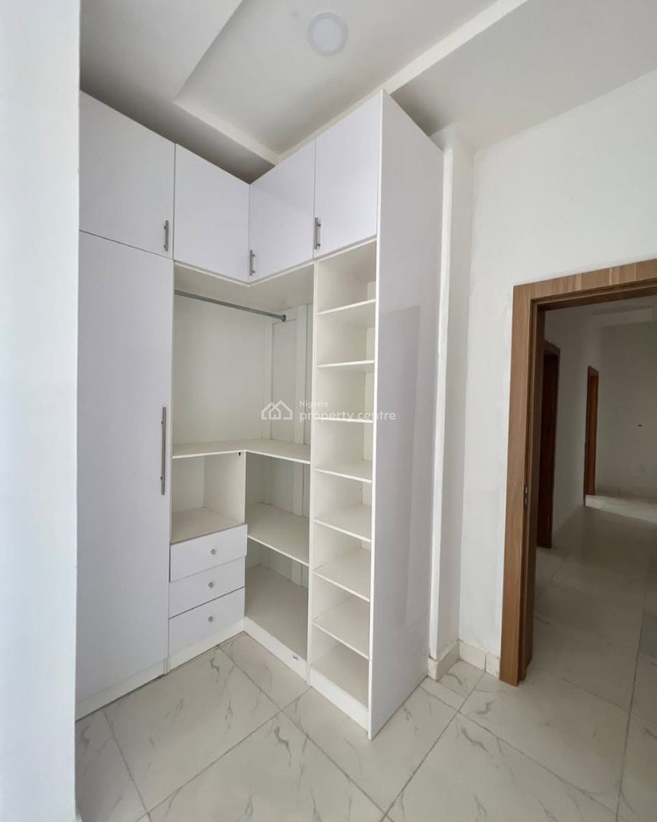 Luxury Brand New Spacious 3 Bedroom Apartment with Bq, Lekki Phase 1, Lekki, Lagos, Flat / Apartment for Sale