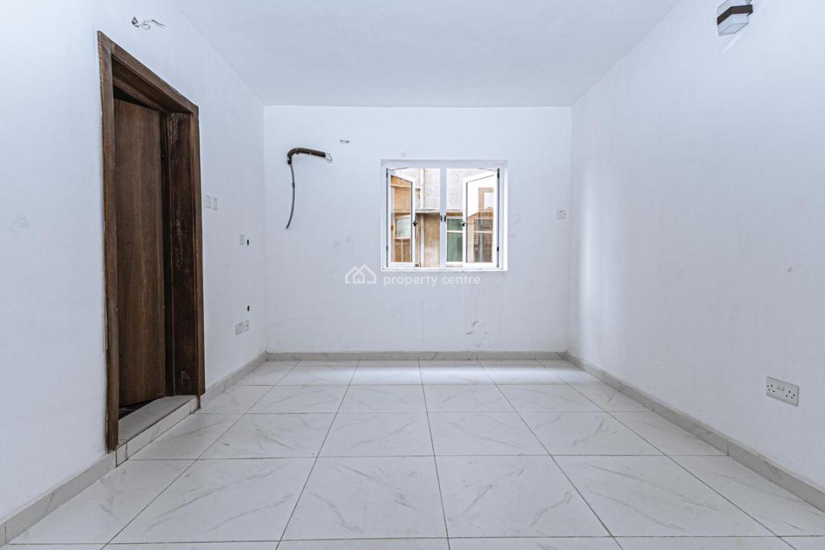 3 Bedroom Flat, Surulere, Lagos, Flat / Apartment for Sale