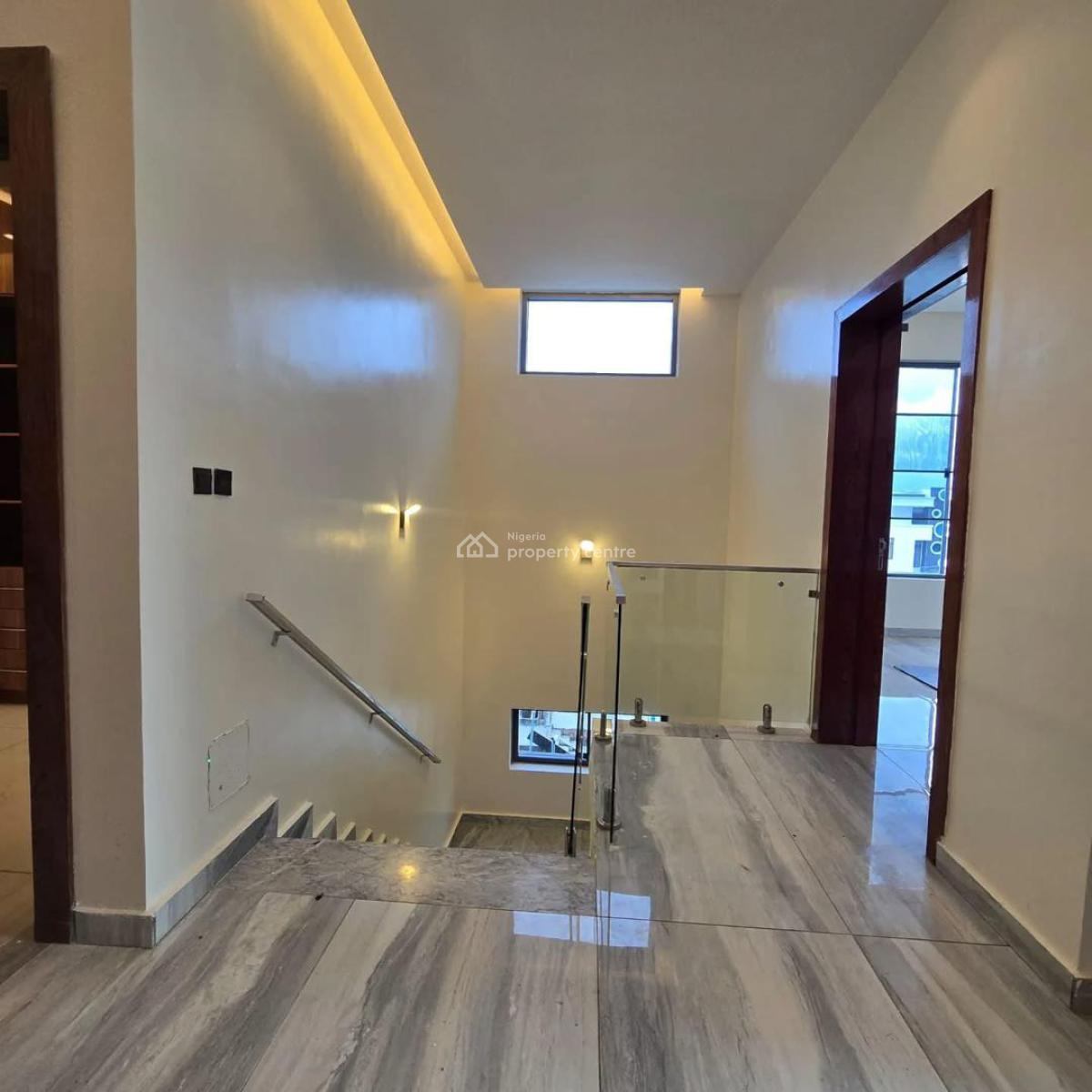 Standard Opulent 5 Bedroom in a Good Location, Ikoyi, Lagos, Detached Duplex for Sale