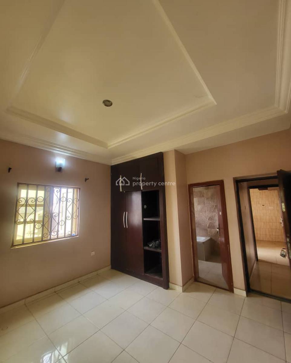 Luxurious 2 Bedroom Flat* Inside Estate Tarred  Road*, Dawaki, Gwarinpa, Abuja, Flat / Apartment for Rent