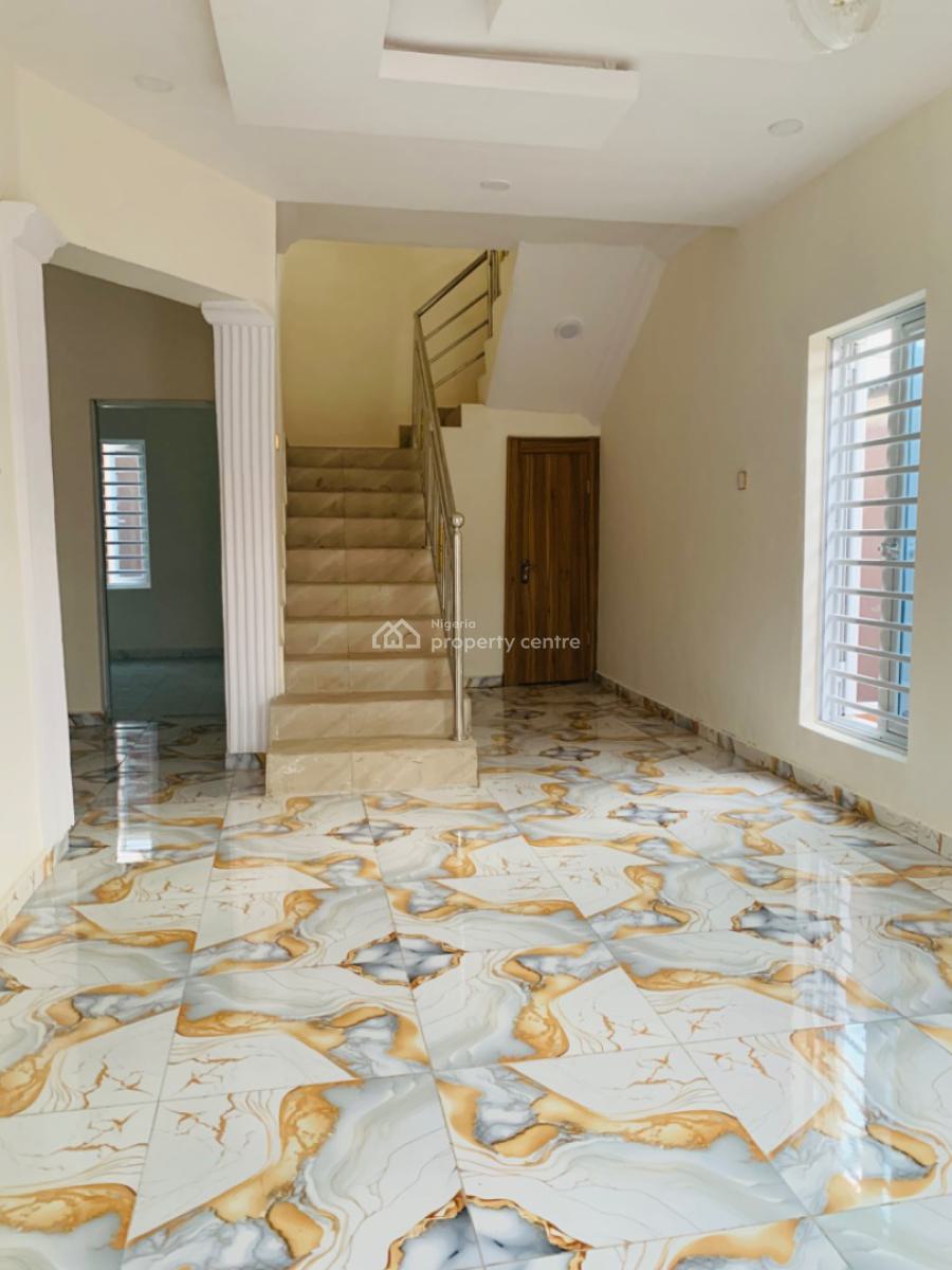 3 Bedroom Duplex, Olajumoke Estate Akute, Ojodu Berger, Ojodu, Lagos, Detached Duplex for Sale