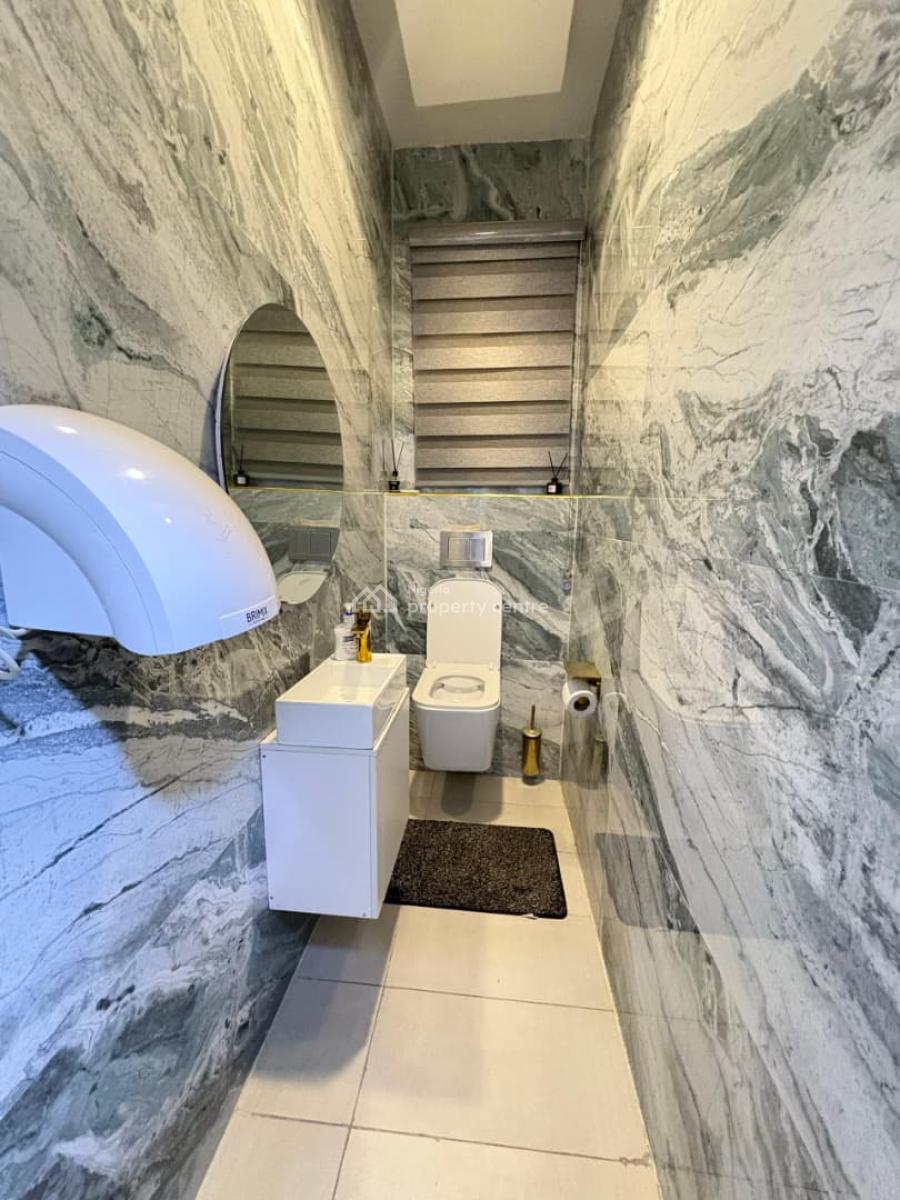 Brand New 2 Bedroom Luxury Apartment with Swimming Pool,elevator and S, Lekki Phase 1, Lekki, Lagos, Flat / Apartment Short Let