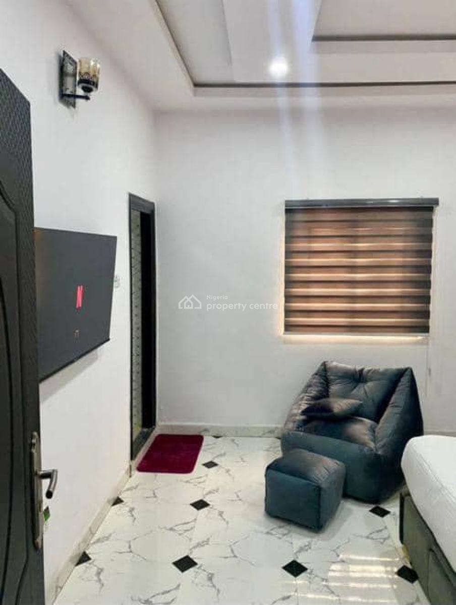 Furnished 1 Bedroom Flat, Upstairs, Gra, Ogudu, Lagos, Flat / Apartment for Rent