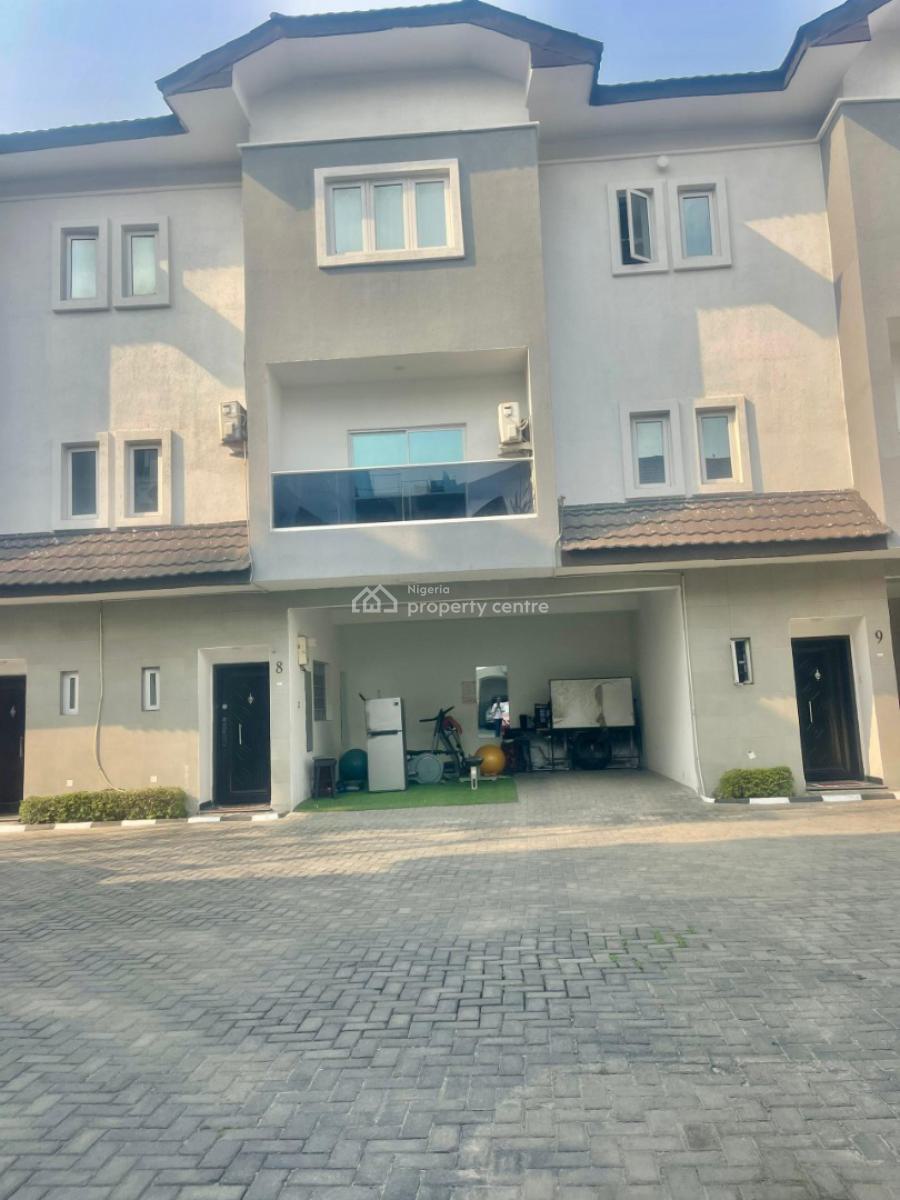Well Maintained 3bedroom Terrace with a Room Boys Quarter, Jide Sanyer Drive Lekki, Lekki, Lagos, Terraced Duplex for Sale