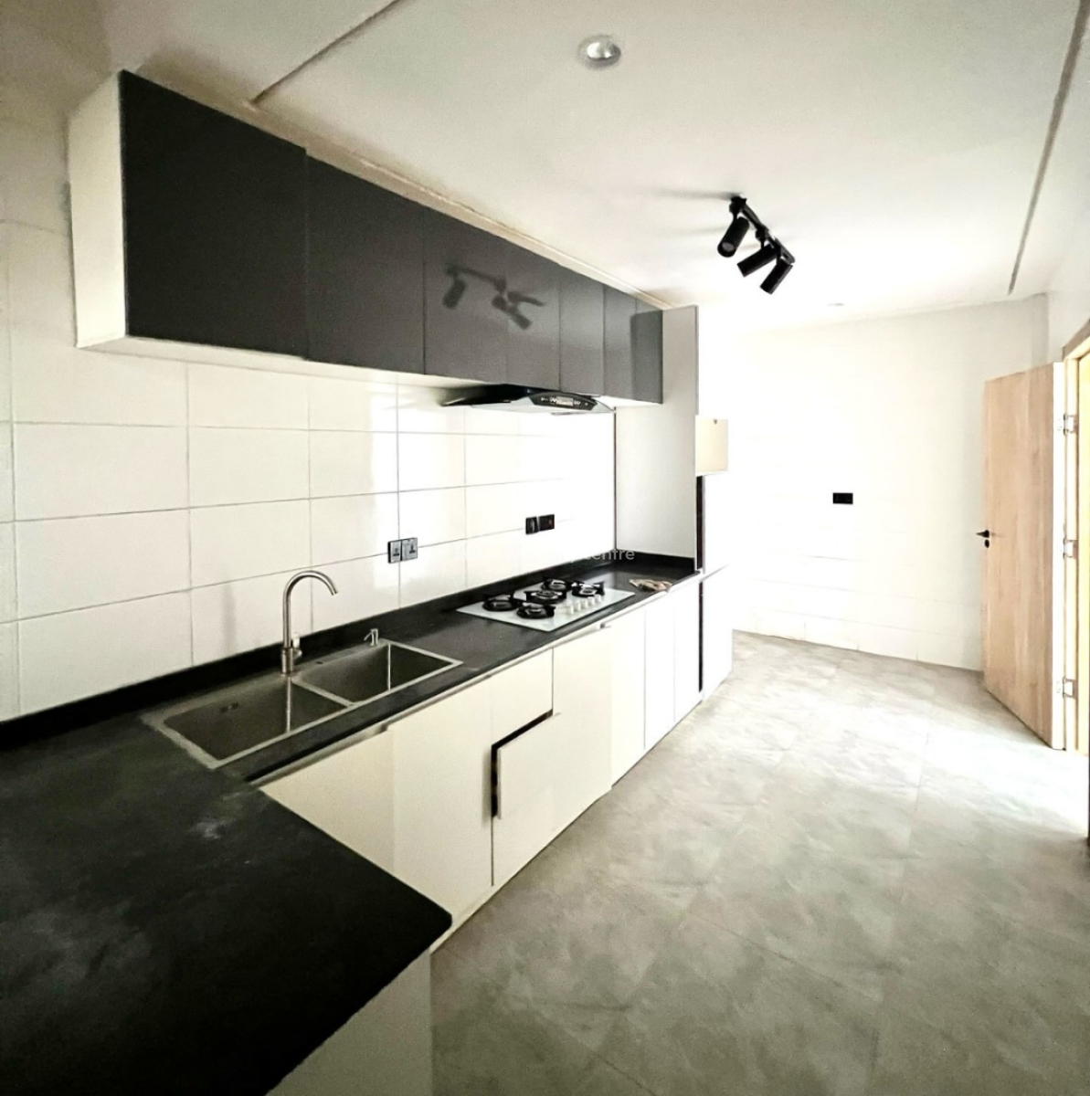 2 Bedroom Apartment, Ologolo, Lekki, Lagos, Flat / Apartment for Rent