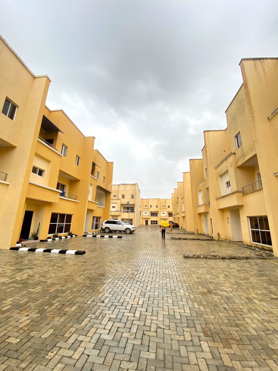 Luxurious Newly Built 4 Bedroom Terraced Duplex in a Secure Estate, Orchid, Lekki, Lagos, Terraced Duplex for Sale