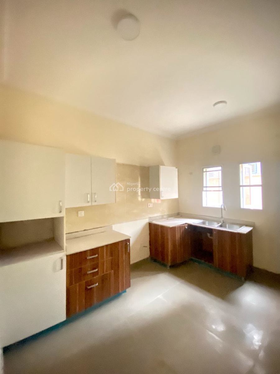 Luxurious Newly Built 4 Bedroom Terraced Duplex in a Secure Estate, Orchid, Lekki, Lagos, Terraced Duplex for Sale