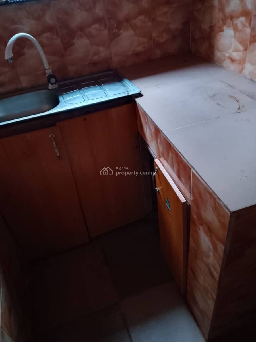a Clean Room and Parlor with Prepaid Meter, Lucky Fiber Road, Ikorodu, Lagos, Flat / Apartment for Rent