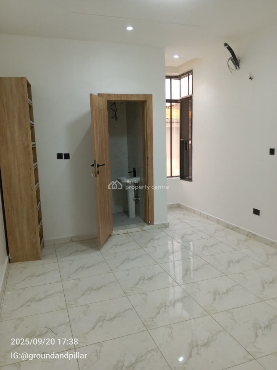 Luxury New 2 Bedroom Flat with Swimming Pool and Gym, Off Lekki Epe Express Way, Ologolo, Lekki, Lagos, Flat / Apartment for Sale