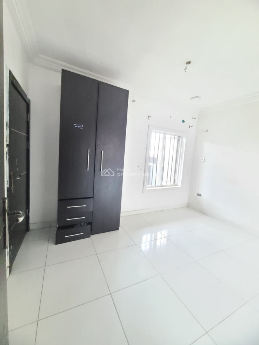 Luxury Standard Shared Apartment Duplex Ground Floor, Mobile Road, Ilaje, Ajah, Lagos, House for Rent