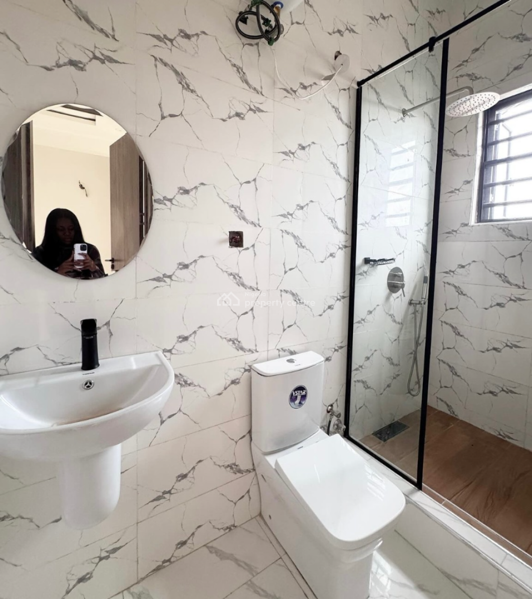 3bedroom Apartment with Pool, Lekki Phase 1, Lekki Phase 1, Lekki, Lagos, Flat / Apartment for Rent