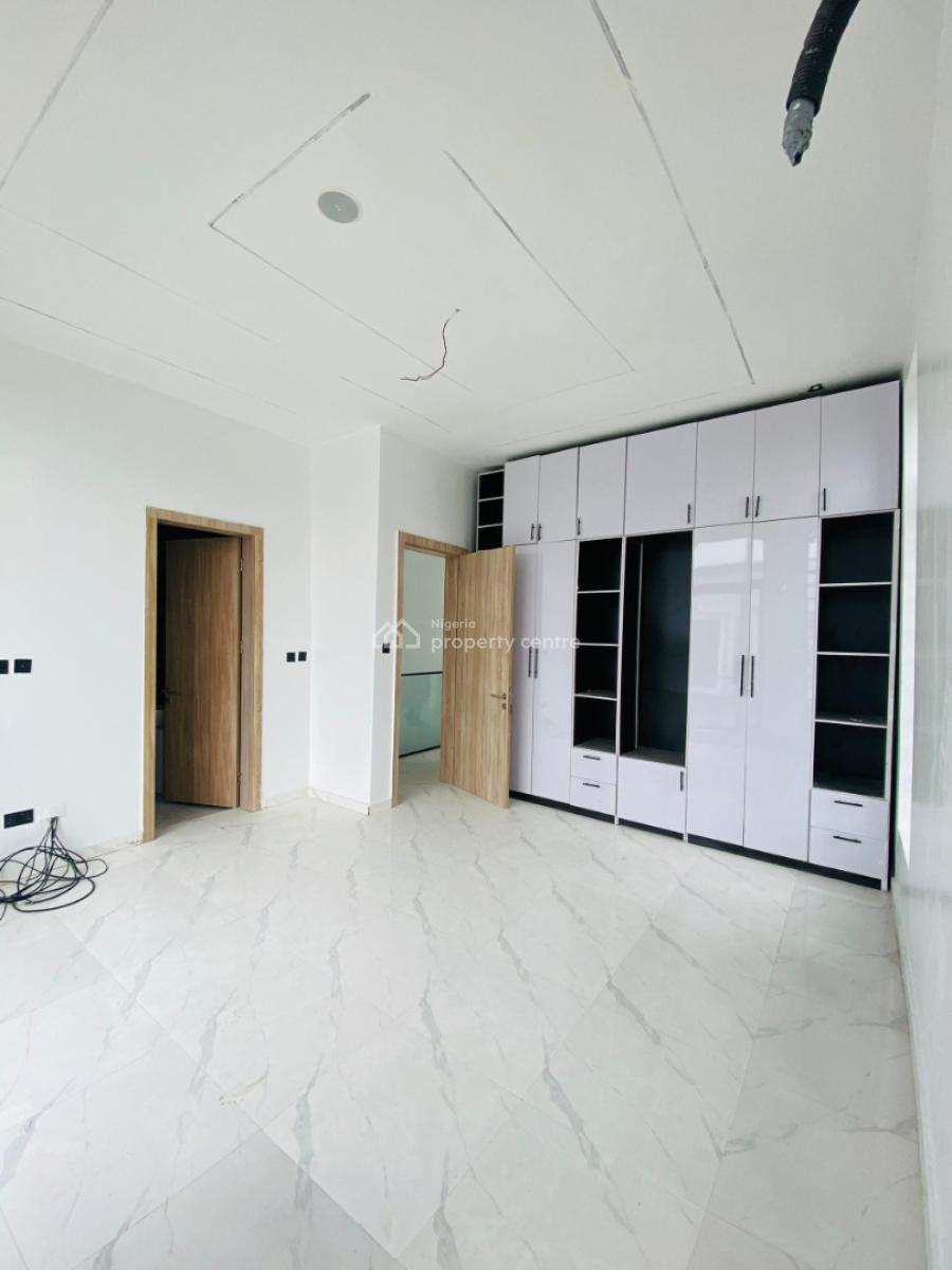 4 Bedroom Terrace Duplex, Self Compound, Ikota, Lekki, Lagos, Terraced Duplex for Sale