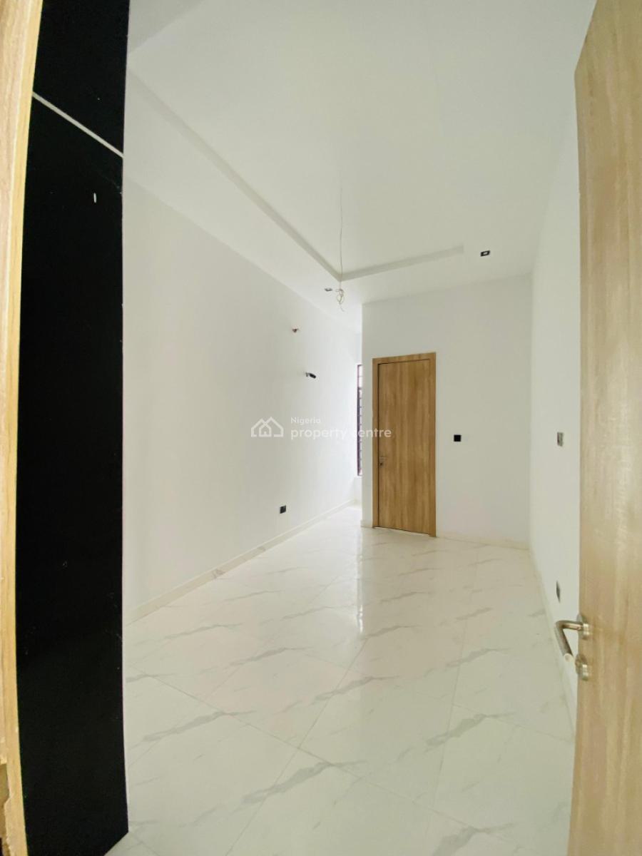 4 Bedroom Terrace Duplex, Self Compound, Ikota, Lekki, Lagos, Terraced Duplex for Sale