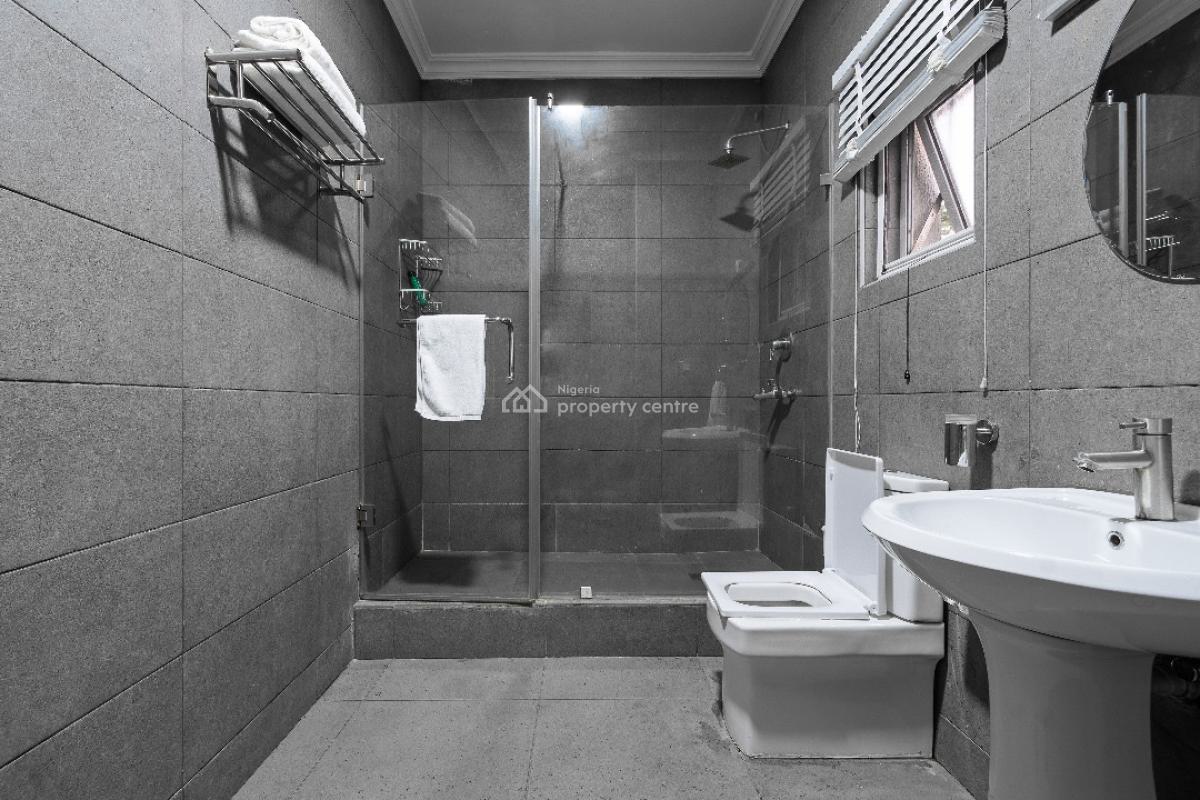 Spacious Luxurious 3 Bedroom Terrace Duplex, Lekki Phase 1, Lekki, Lagos, Flat / Apartment Short Let