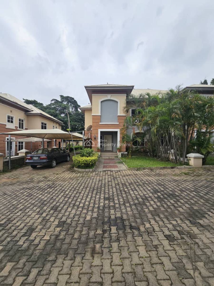 Beautiful 3 Bedrooms Serviced Semi Detached Duplex,bq,pool,gym,gardens, Maitama District, Abuja, Semi-detached Duplex for Sale