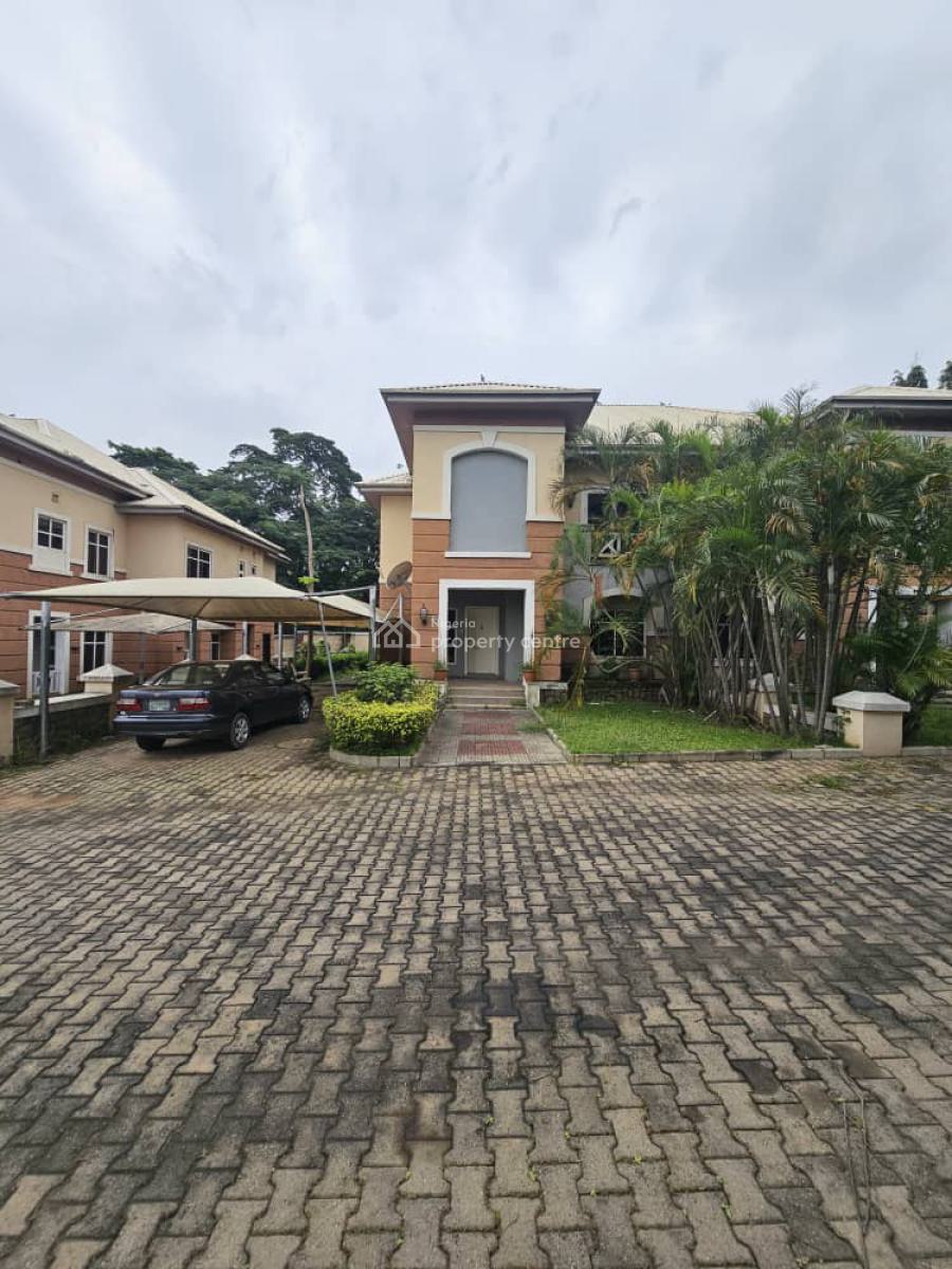 Beautiful 3 Bedrooms Serviced Semi Detached Duplex,bq,pool,gym,gardens, Maitama District, Abuja, Semi-detached Duplex for Sale