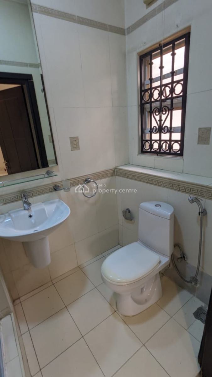 Beautiful 3 Bedrooms Serviced Semi Detached Duplex,bq,pool,gym,gardens, Maitama District, Abuja, Semi-detached Duplex for Sale