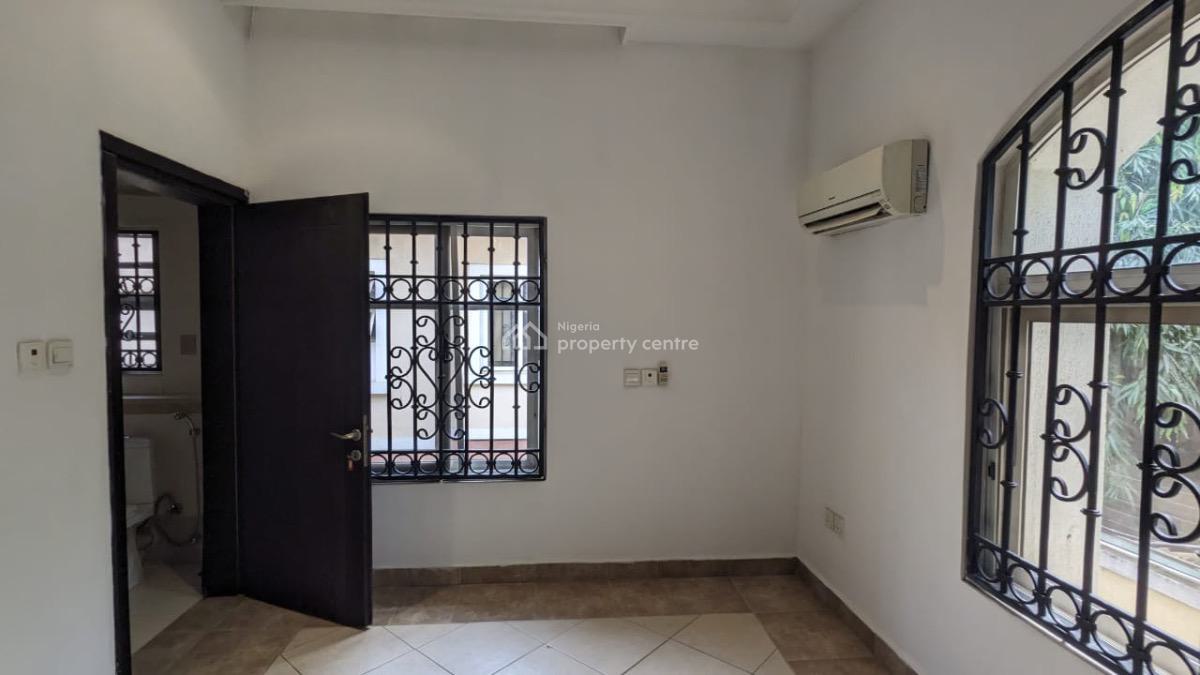 Beautiful 3 Bedrooms Serviced Semi Detached Duplex,bq,pool,gym,gardens, Maitama District, Abuja, Semi-detached Duplex for Sale